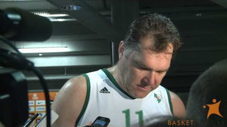 Arvydas Sabonis Plays Basketball, Is Huge